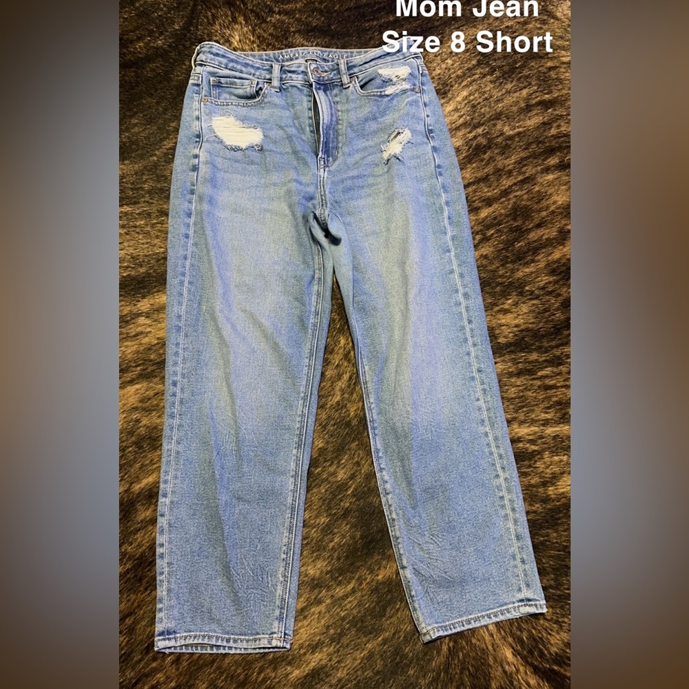 AE Mom Jean